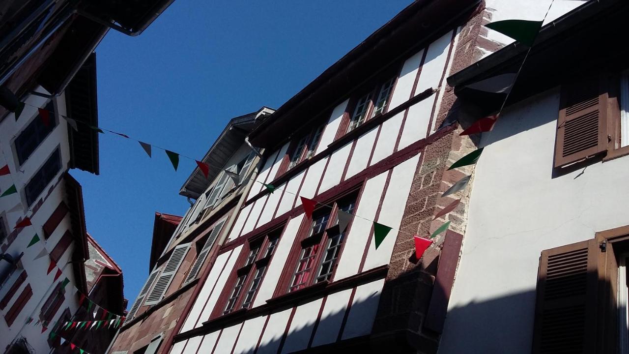 Gite Ultreia Vertes Montagnes Saint-Jean-Pied-de-Port Kültér fotó